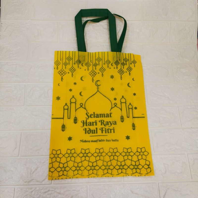 

GOODIE BAG IDUL FITRI UK.25x35cm
