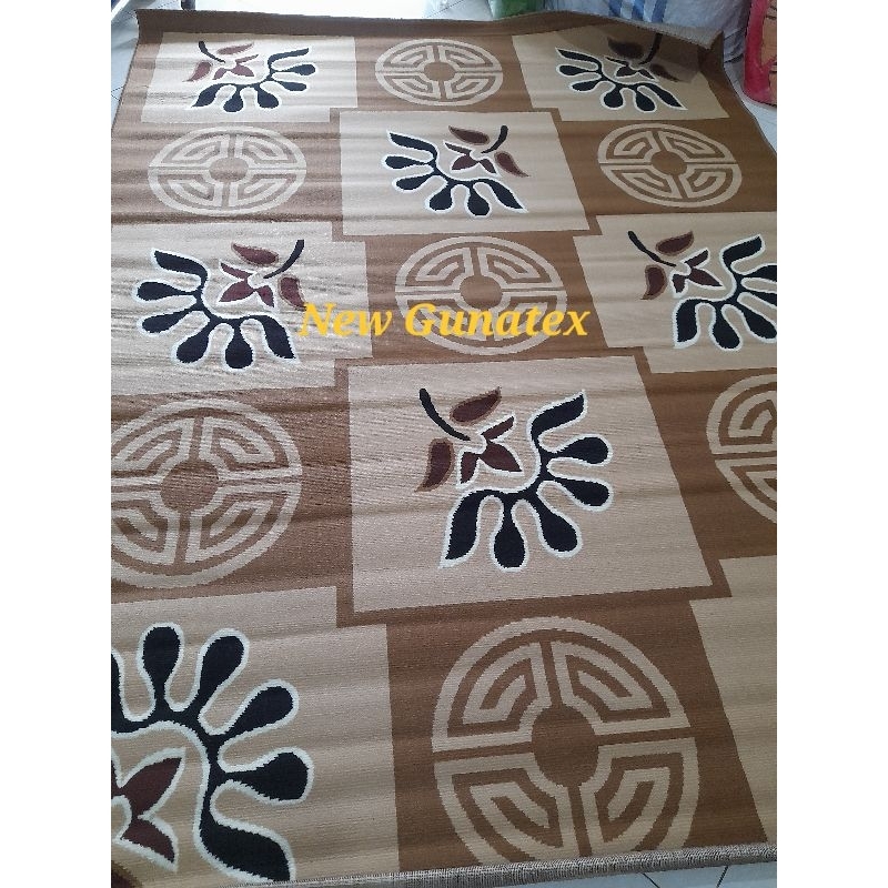 Karpet Jumbo 230x310cm - Coklat 2014