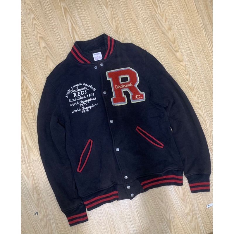 Varsity Uniqlo