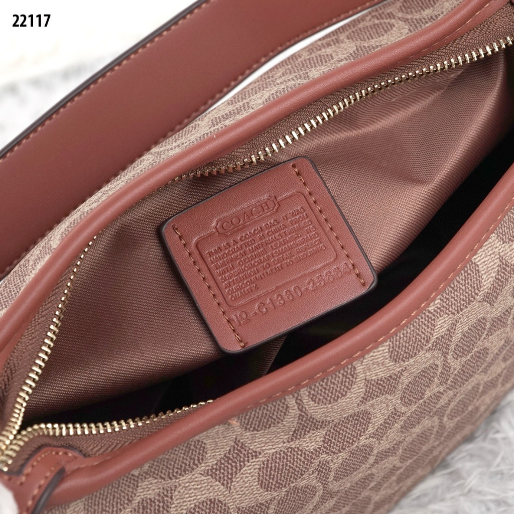 Coa Cary Crossbody 22117 (FREE PAPERBAG)