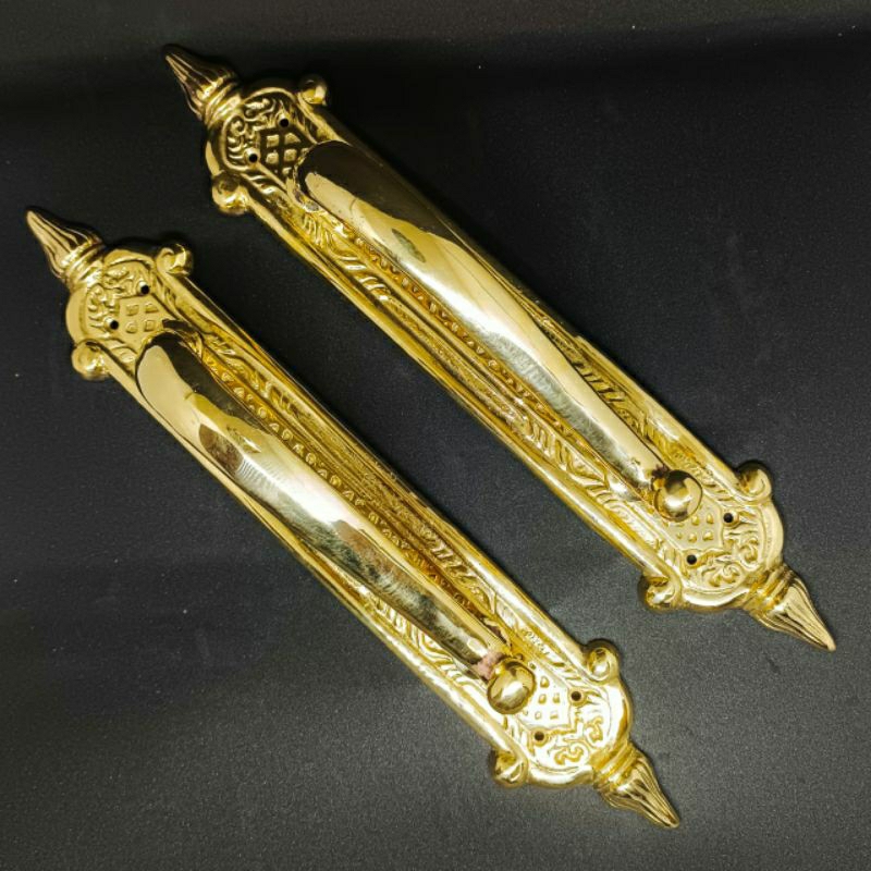 Handle kuningan Gold , gagang pintu rumah motif cumi ukir 36,5cm.