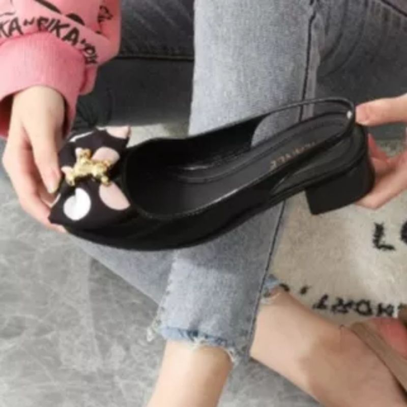 Sepatu Kerja Kantor Wanita Hak Tahu 5CM Jelly Impor Pita Tali Belakang