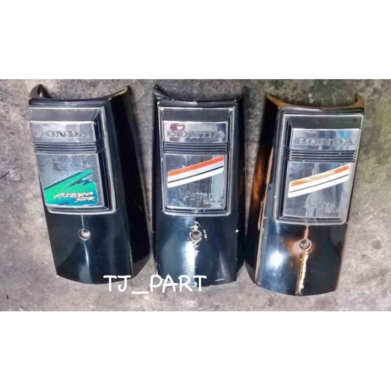 Panel dasi dada depan astrea star