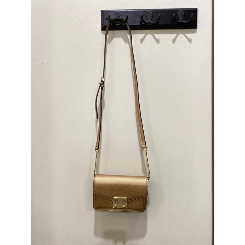 Preloved tas karl lagerfeld old gold bag
