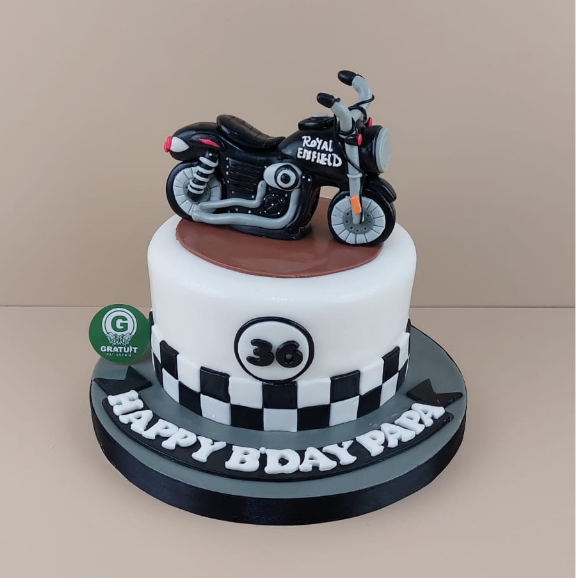 

CAKE TEMA MOTOR UK 15CM / KU ULANG TAHUN
