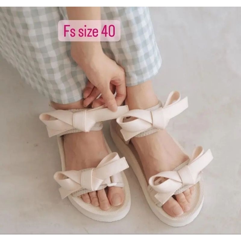 Ittaherl Price Agnis Cloud size 40