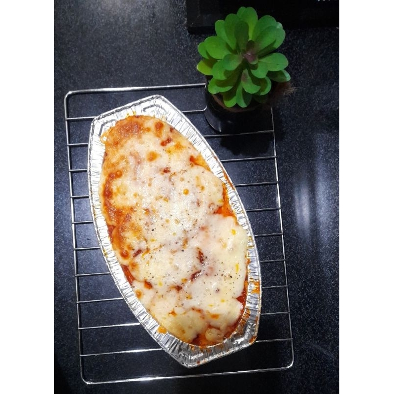 

Macaroni Schotel panggang dengan toping mix keju cheddar dan mozarella