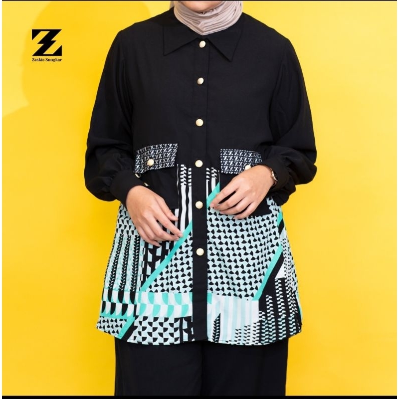Noura Blouse by Zaskia Sungkar