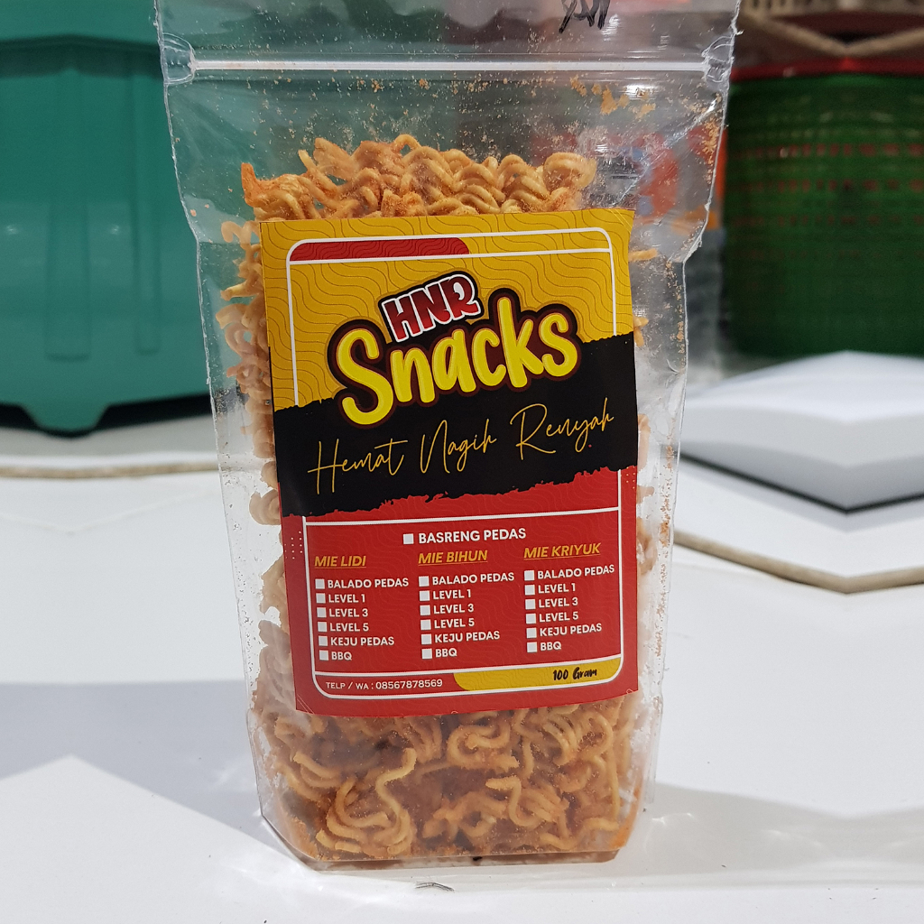 

Makanan Ringan Mie Kriyuk Pedas