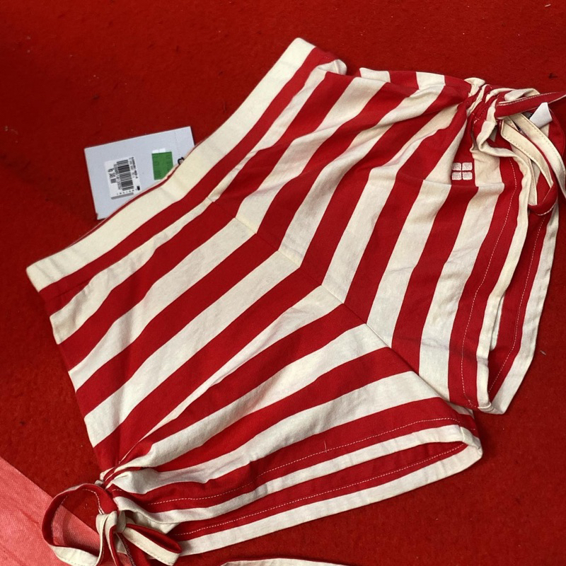 insight celana pendek cewek original