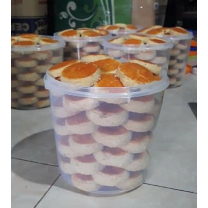 

GR Kue kacang Asli jember Dijamin Enak wajb coba