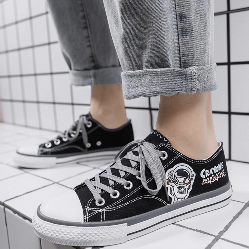 Highland Sepatu Cowok Original Import Sepatu Pria Black Casual Unisex Sneakers Sekolah Kuliah Kerja Kanvas Keren Kekinian MC312