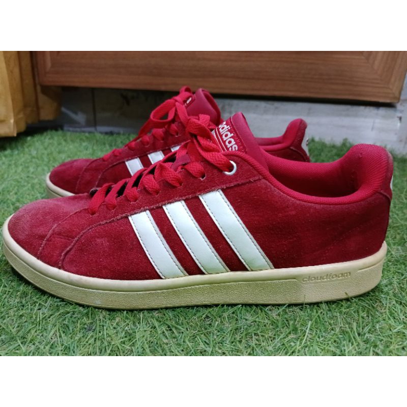 ADIDAS NEO size 41,5 insol 260