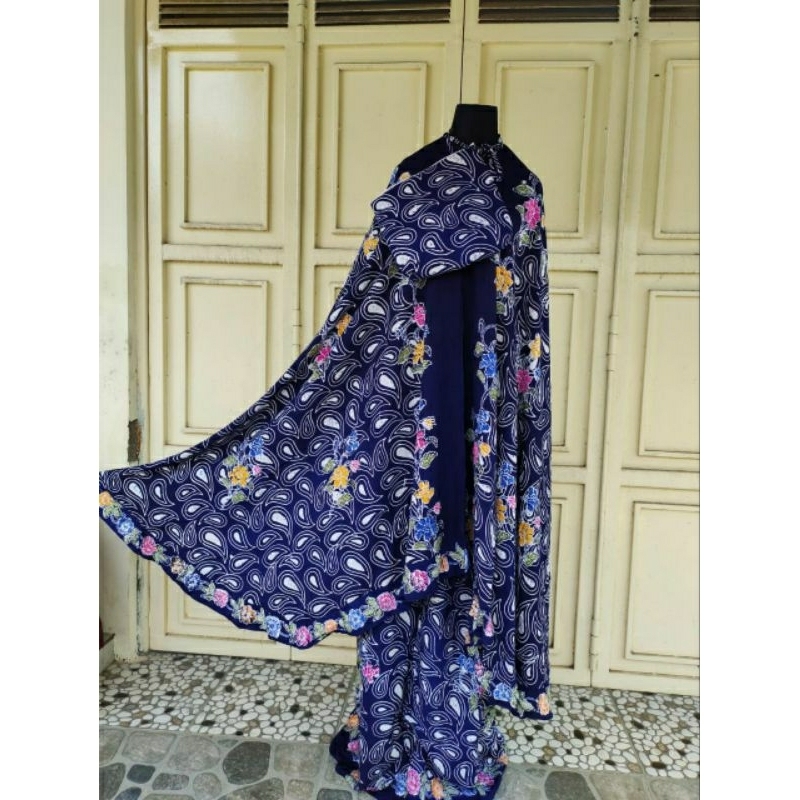 Mukena rayon batik Pekalongan adem