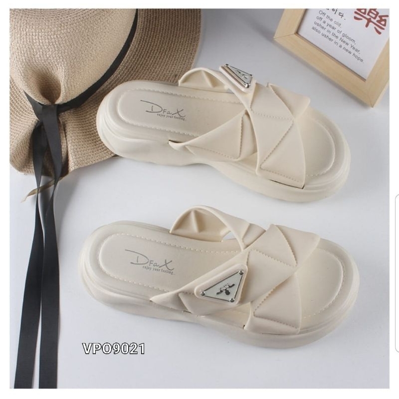 SANDALS CHELBIA SLOP KOREA VPO9021