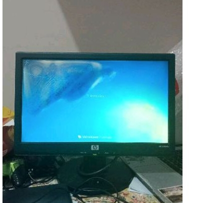 Monitor hp 16 inch minus
