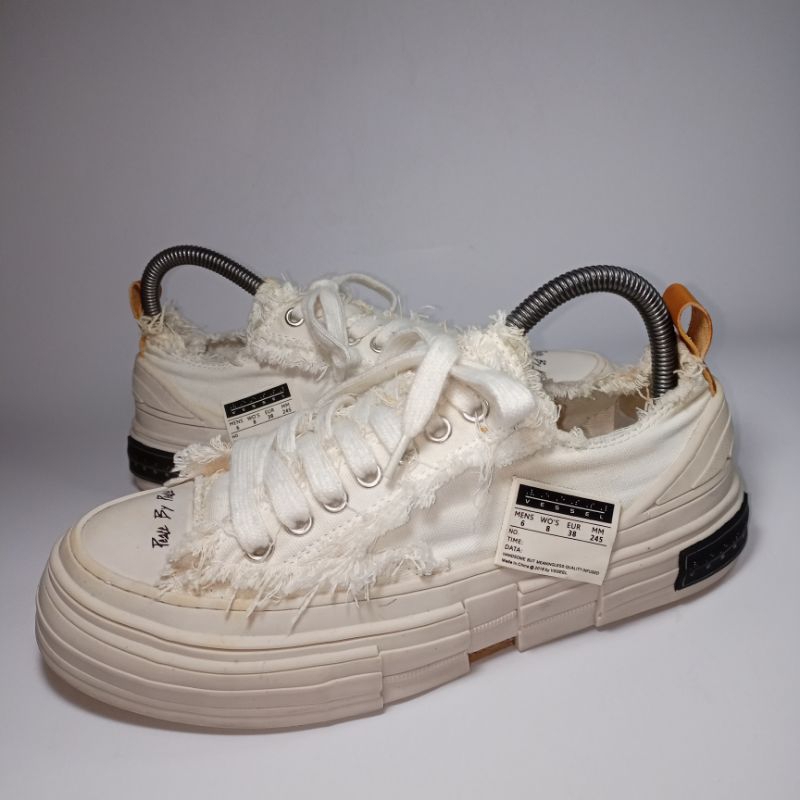 Vessel original sneaker 38 size women shoes