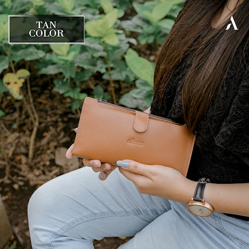 ALONA EVELYN WALLET