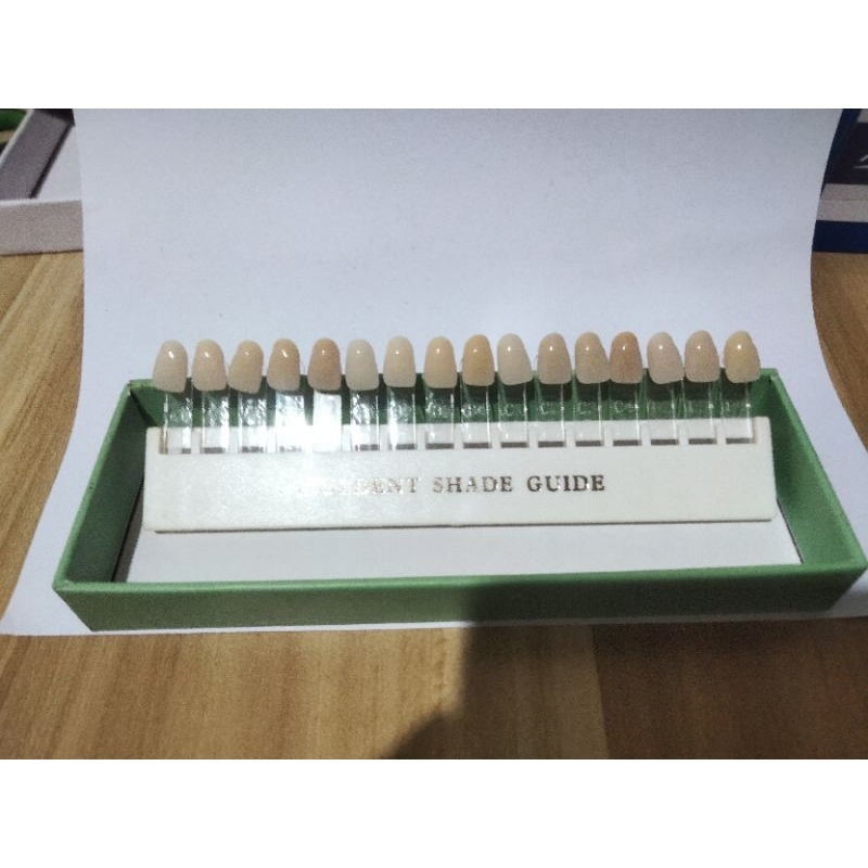 contoh gigi palsu dan warna gigi.muldent