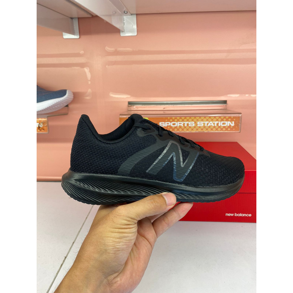 Sepatu New Balance Running Course W413LK2 Full Black Women's Shoes Original