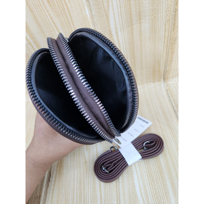 BOLONSTORE -Tas Selempang 2Sleting Bahan Waterproof Dan Embos