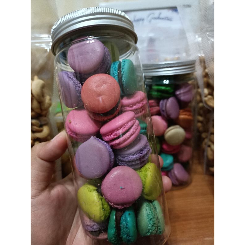 

baby macaron