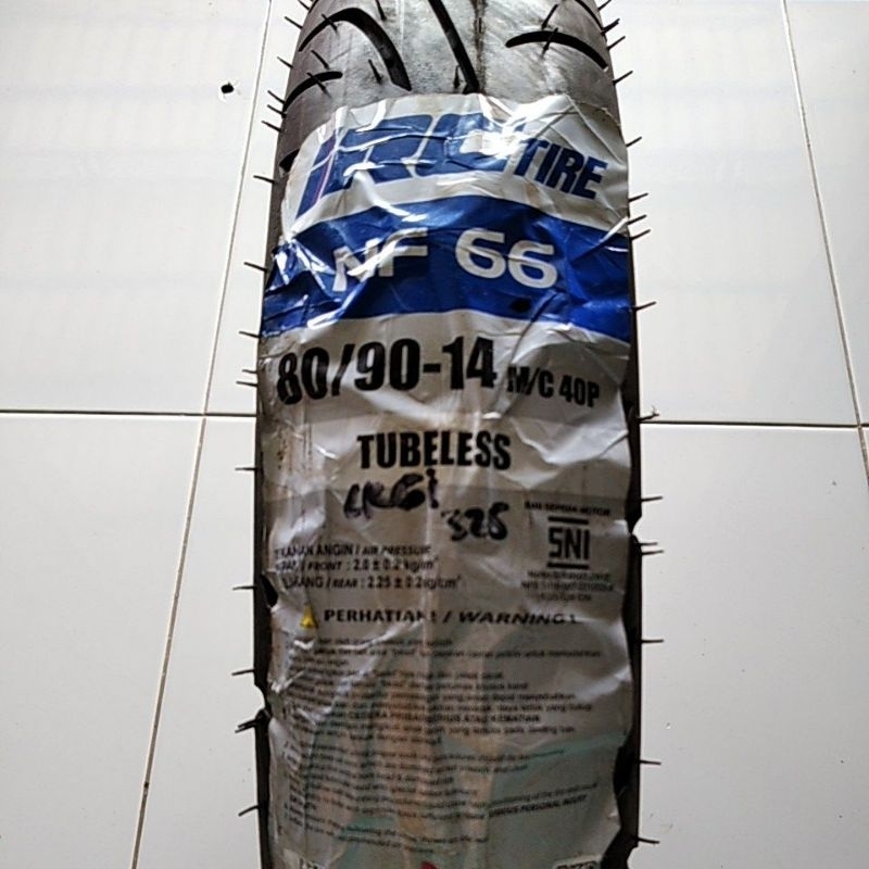 Ban luar depan metik honda beat vario 125 / 150 scoopy 80/90-14 NF 66 tubles IRC