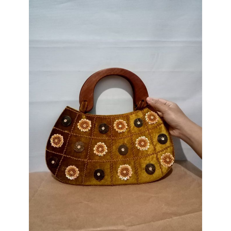 Tas coklat kondangan mute"