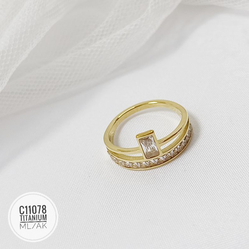 Cincin titanium permata mewah C11078