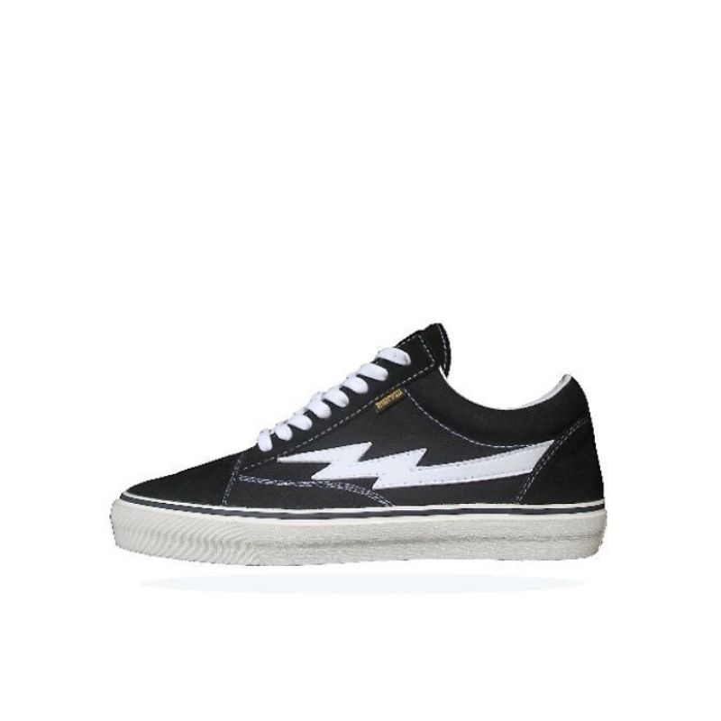 Word Division - Classic Bw Stripes