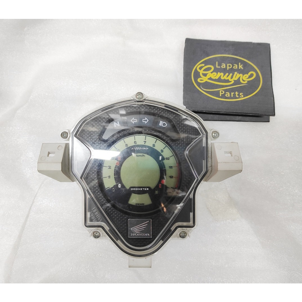 Speedometer CS1 37100-KWC-901 Ori