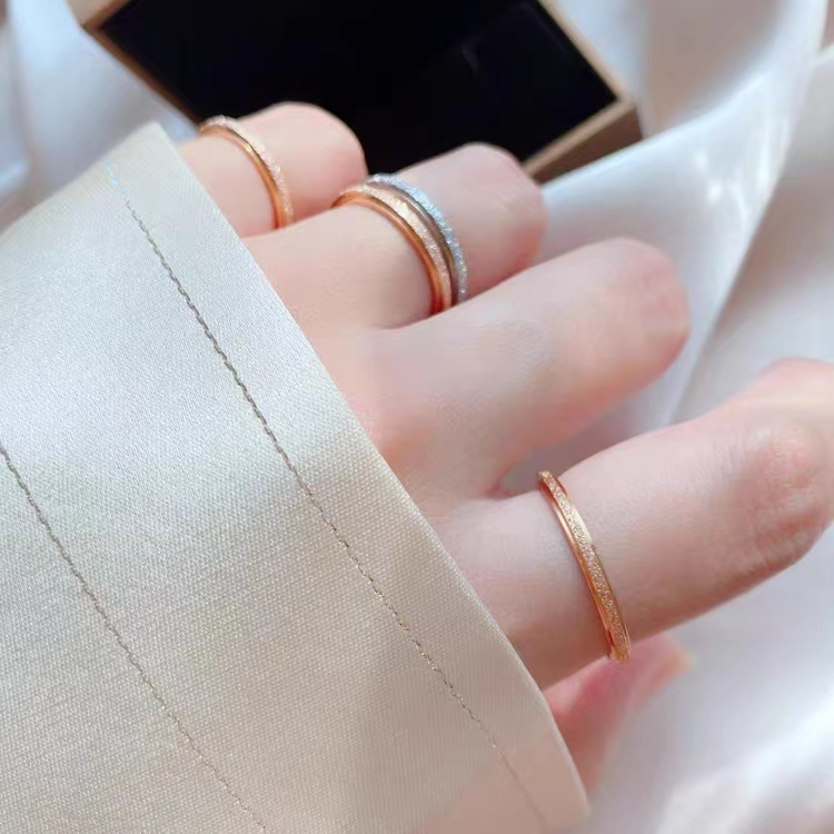 Cincin Titanium Wanita  - Cincin Pasangan Buram Anti Karat