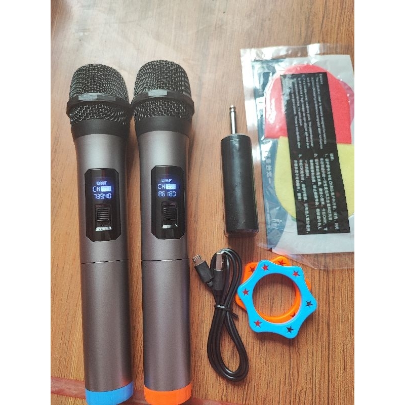 satu set mic wireless