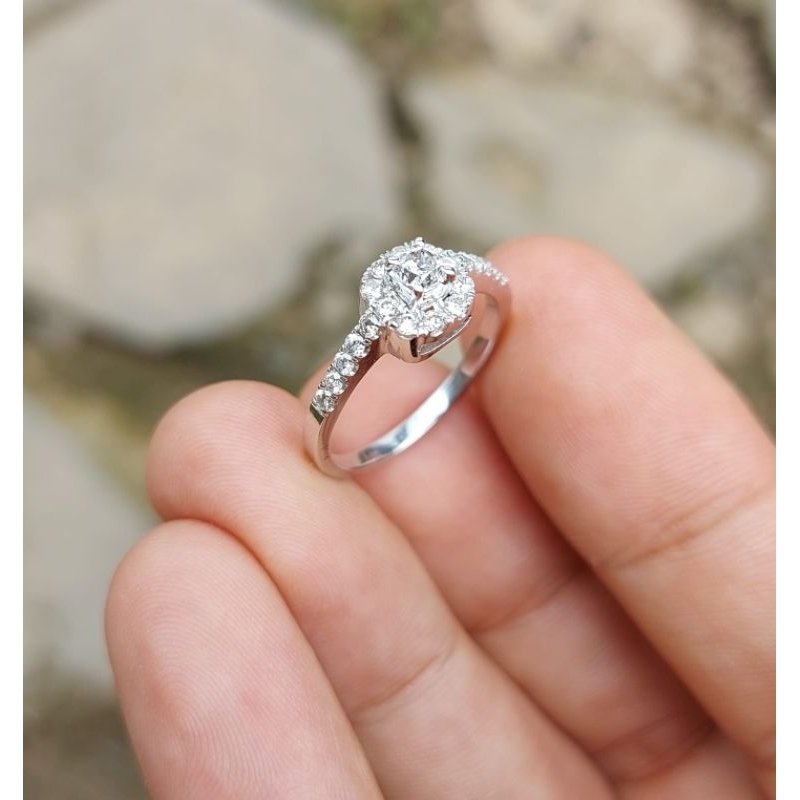 cincin wanita emas putih full berlian