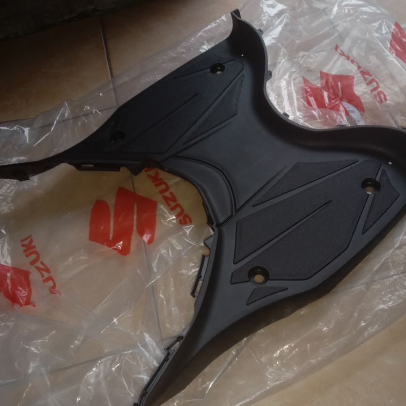 Bordes lantai pijakan kaki atas SKYDRIVE Original SGP