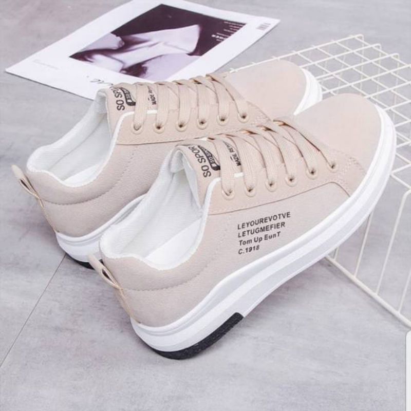 SEPATU SNEAKERS WANITA FASHION SEPATU BUAT NONGKRONG KEKINIAN