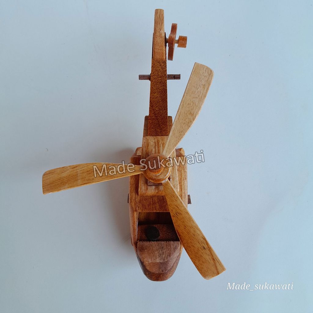 Miniatur pesawat helikopter kerajinan kayu handmade