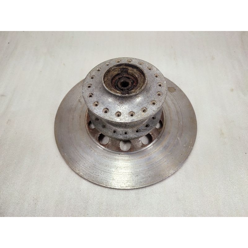 Tromol Depan Set Piringan Suzuki GT185 Original Used