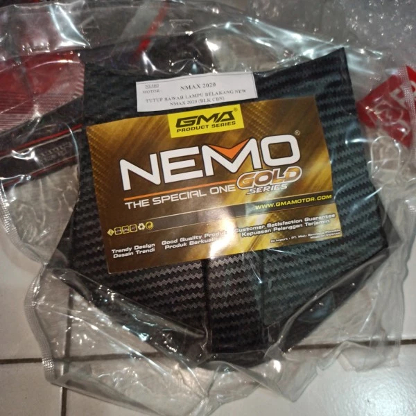 Tutup Bawah Lampu Belakang Nmax New 2021 2022 2023 2024 Carbon Nemo / Tutup Lampu Variasi Nmax Aksesoris Nmax 2021 2022 2023 2024