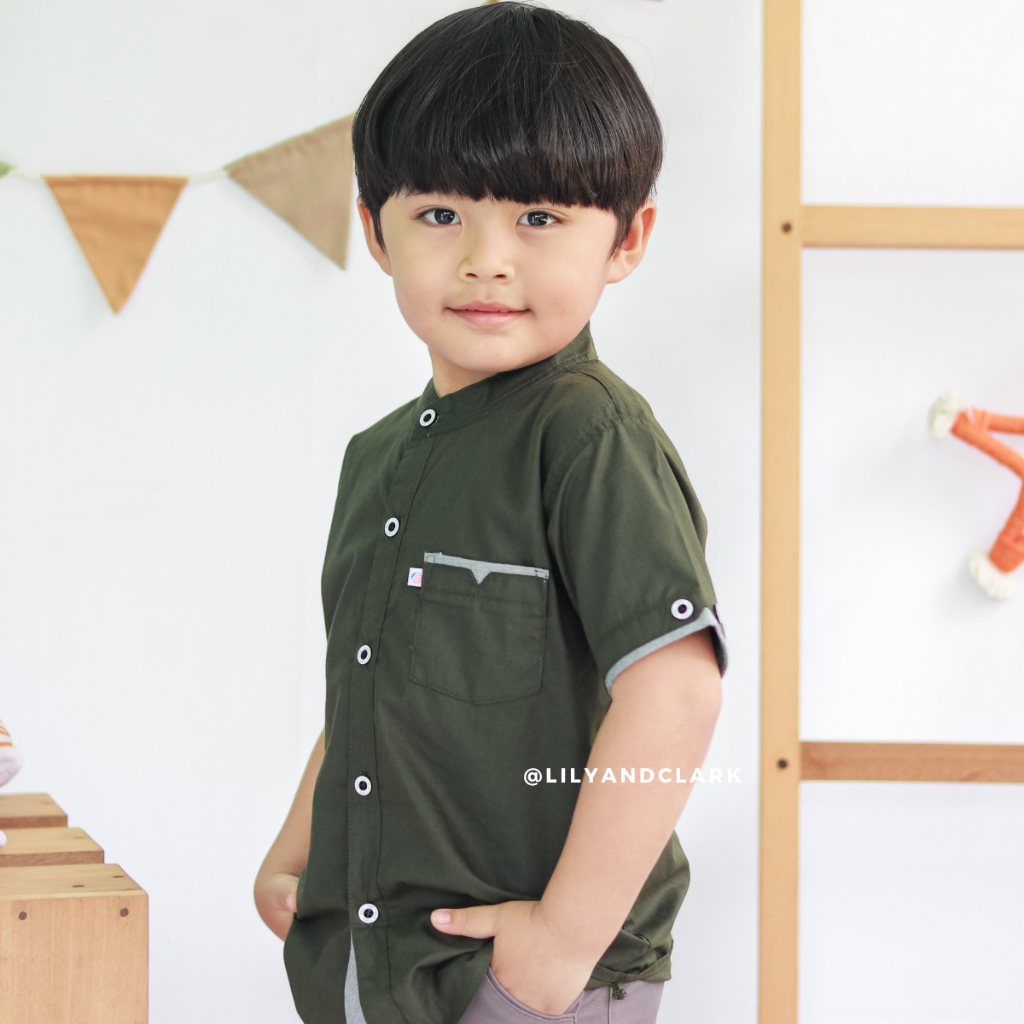 LILY AND CLARK KEMEJA PENDEK ANAK LAKI-LAKI KP03 ARMY PREMIUM QUALITY