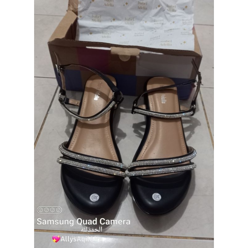 Isabel Adelia Sepatu Sandal New size 38
