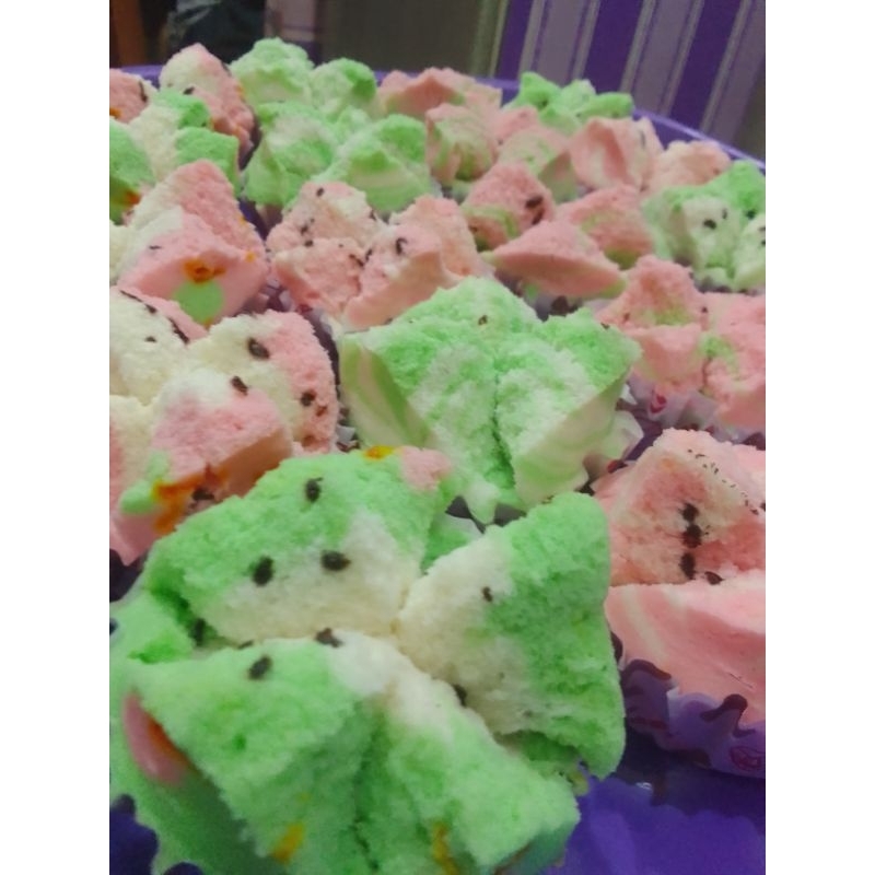 

BOLU MEKAR/isian snack box