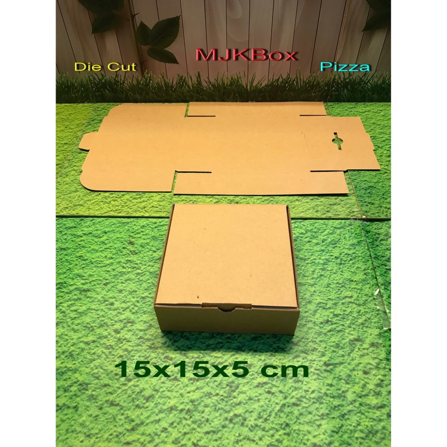 

kardus karton box Uk.15x15x5 cm ....Die Cut