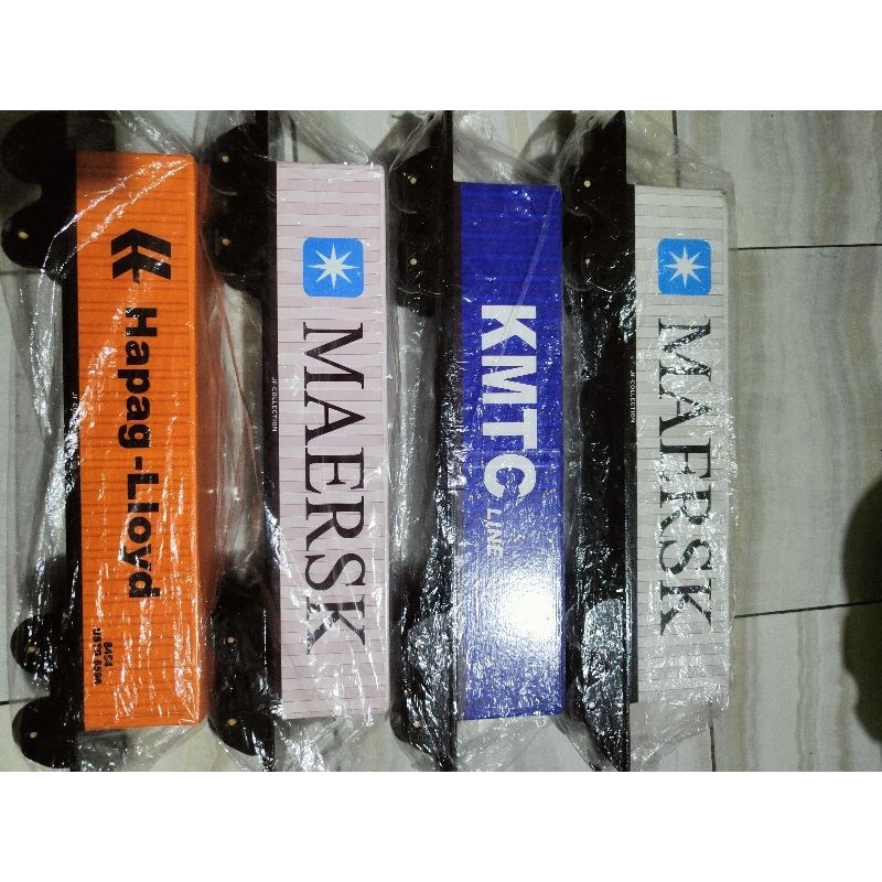 MINIATUR KERETA API KAYU-GERBONG KONTAINER