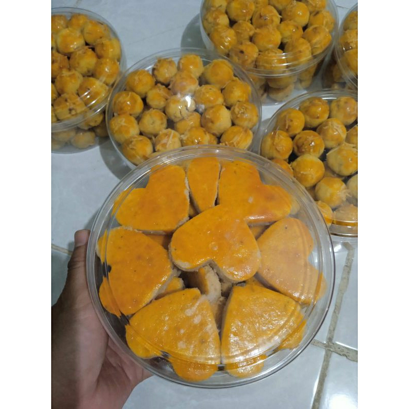 

KUE KACANG