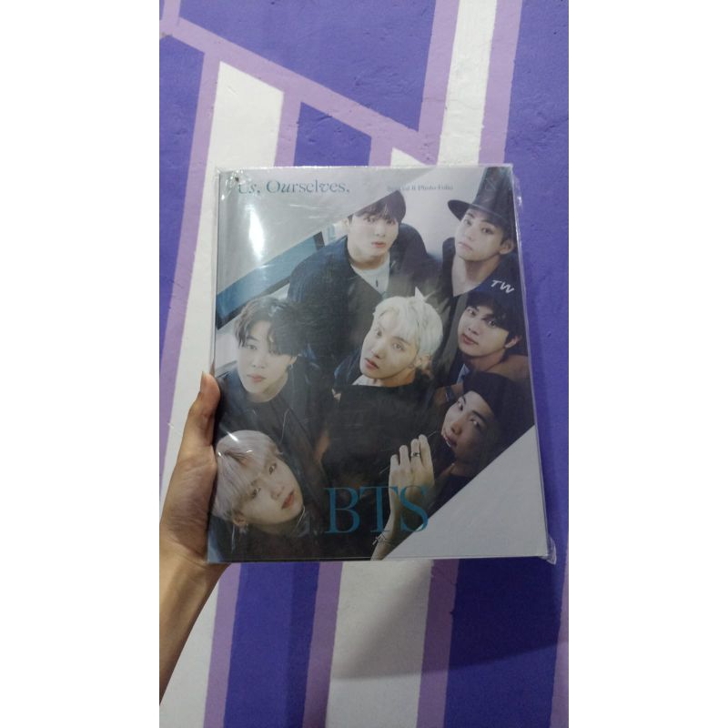 special 8 photo-folio us,ourselves,and BTS "WE"