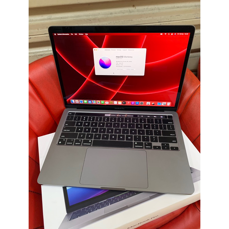 MacBook Pro 13 inch 2020 Touch Bar M1 8/256gb Fullset Original