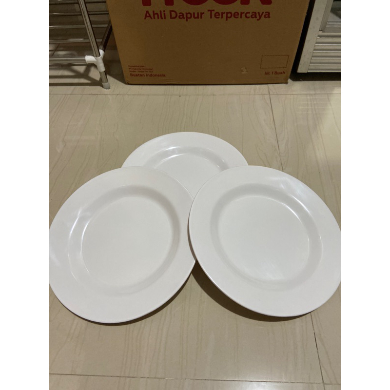 Piring Melamin Putih
