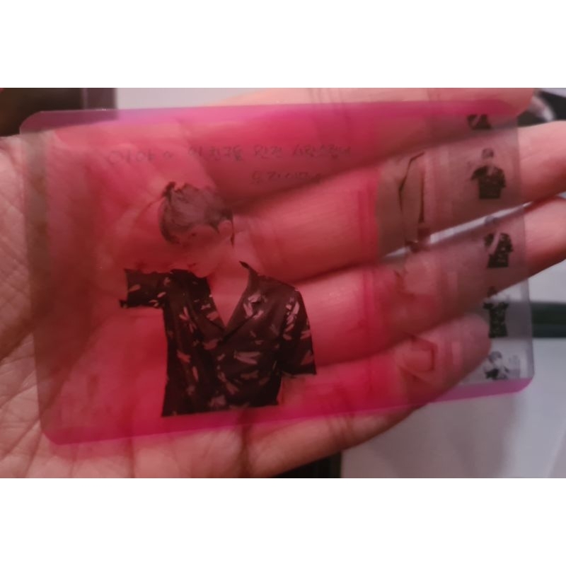 BTS - Jin pc (persona broadcast transparan)