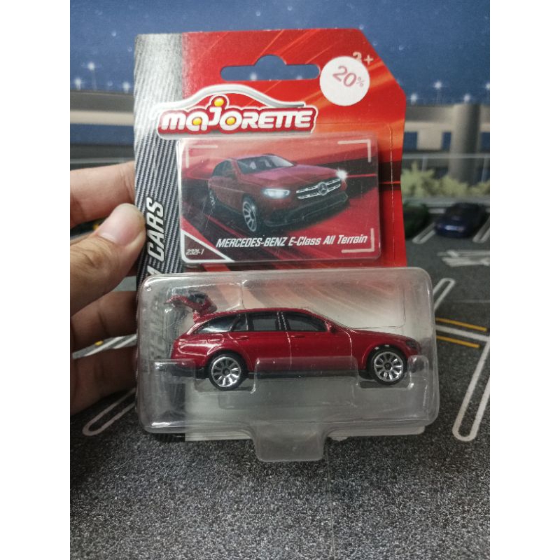 MAJORETTE PREMIUM CARS MERCEDES BENZ E CLASS ALL TERRAIN